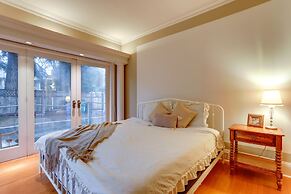 Inviting Seattle Apartment: 4 Mi to Ballard Locks