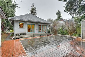 Inviting Seattle Apartment: 4 Mi to Ballard Locks