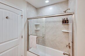 Ski-in/ski-out Cranmore Mountain Resort Condo!