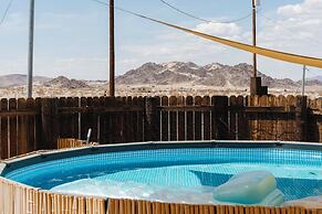 Twentynine Palms Desert Oasis w/ Pool & Hot Tub!