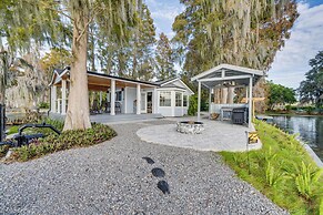 Hot Tub & Fire Pit: Lakefront Home on Lake Eloise