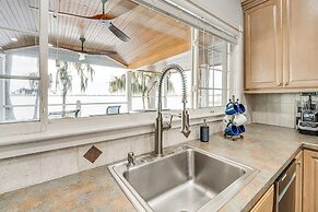 Hot Tub & Fire Pit: Lakefront Home on Lake Eloise