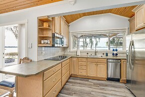 Hot Tub & Fire Pit: Lakefront Home on Lake Eloise