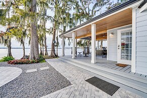 Hot Tub & Fire Pit: Lakefront Home on Lake Eloise