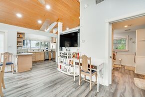 Hot Tub & Fire Pit: Lakefront Home on Lake Eloise