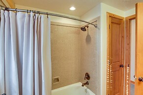 Garden City Cabin ~ 6 Mi to Bear Lake State Park!