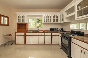 Dawn Beach Estate - 3 bedroom Apartment Villa 3 Villa by RedAwning