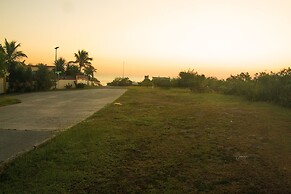 Dawn Beach Estate - 3 bedroom Apartment Villa 3 Villa by RedAwning