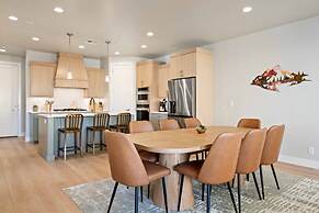 Paddle And Play 5 Bedroom Townhouse