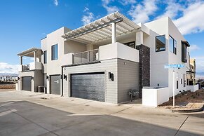 Paddle And Play 5 Bedroom Townhouse