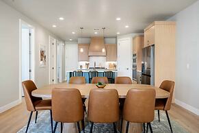 Paddle And Play 5 Bedroom Townhouse