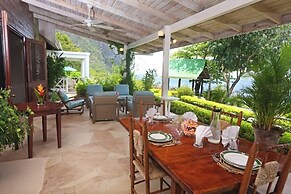 Authentic St. Lucian Experience At Prestigious Villa - Colibri Cottage