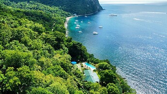 Authentic St. Lucian Experience At Prestigious Villa - Colibri Cottage