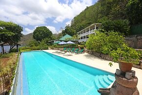 Authentic St. Lucian Experience At Prestigious Villa - Colibri Cottage