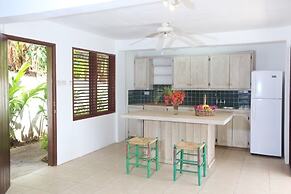 Authentic St. Lucian Experience At Prestigious Villa - Colibri Cottage