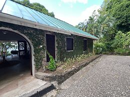 Authentic St. Lucian Experience At Prestigious 2-bed Villa - Colibri C