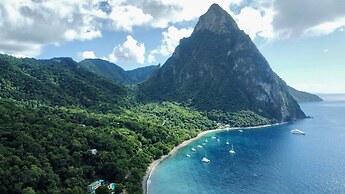 Authentic St. Lucian Experience At Prestigious 2-bed Villa - Colibri C