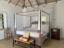 Authentic St. Lucian Experience At Prestigious 2-bed Villa - Colibri C