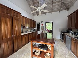 Authentic St. Lucian Experience At Prestigious 2-bed Villa - Colibri C