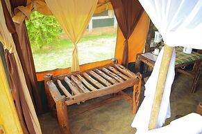 Boma Simba Lodge