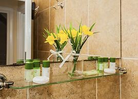 Impeccable 2-bed Apartment in Central London