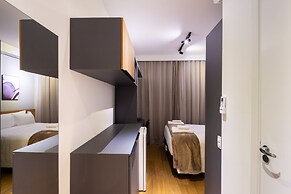 B.Homy - Be Urban Brooklin