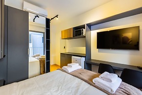 B.Homy - Be Urban Brooklin