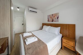 B.Homy - Be Urban Brooklin