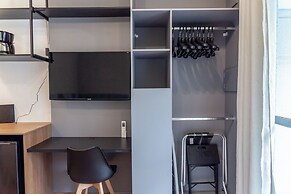 B.Homy - Be Urban Brooklin