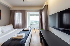 B.Homy - Be Urban Brooklin