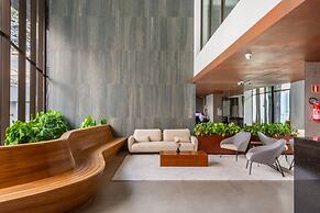 B.Homy - Be Urban Brooklin