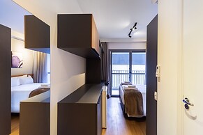 B.Homy - Be Urban Brooklin