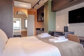 B.Homy - Be Urban Brooklin