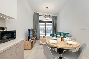 Luxurious Apartment by Renters Prestige