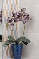 Luxurious Apartment by Renters Prestige