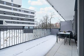 Luxurious Apartment by Renters Prestige