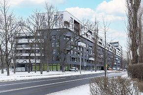 Luxurious Apartment by Renters Prestige