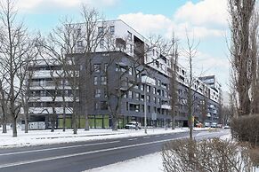 Luxurious Apartment by Renters Prestige