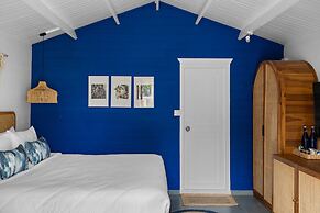 Azora by Ayatana Goa