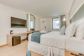 Fort George Hotel & Spa