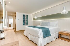 Fort George Hotel & Spa