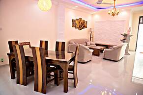 Priyalanka Aprtments