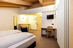 Cardo hotel
