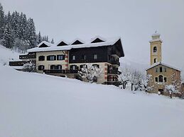 Cardo hotel