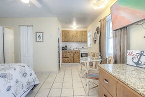 Daytona Shores Inn & Suites