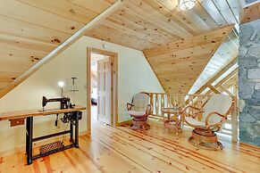 Pocono Dog-Friendly Home on River