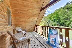 Pocono Dog-Friendly Home on River