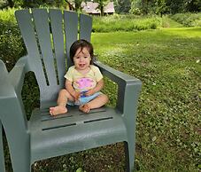 Pocono Dog-Friendly Home on River