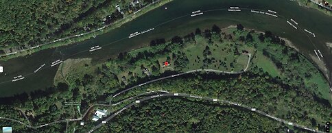 Pocono Dog-Friendly Home on River