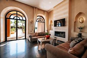 Charming 14-bed Villa in Marrakech